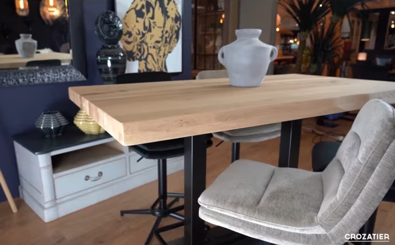 Table bar Roma de Crozatier – Caractère et personnalisation